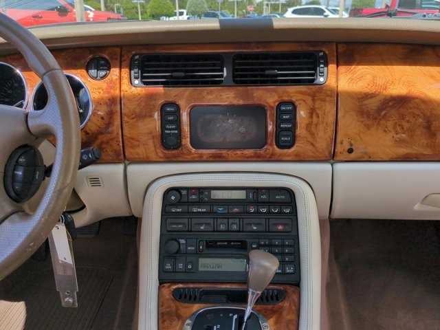2006 Jaguar XK 8 photo 13