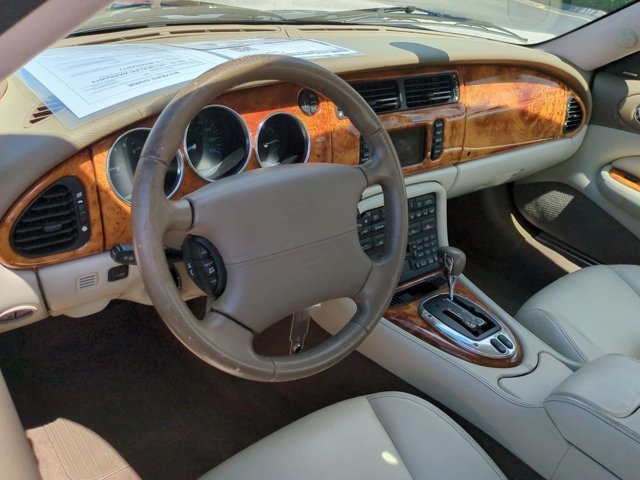 2006 Jaguar XK 8 photo 14