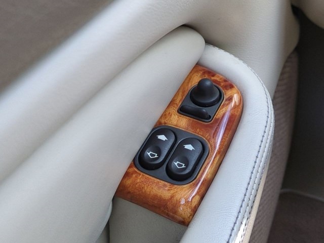 2006 Jaguar XK 8 photo 19