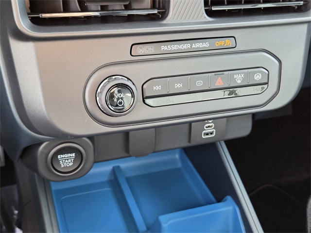 New 2025 Ford Maverick XLT 4D Crew Cab