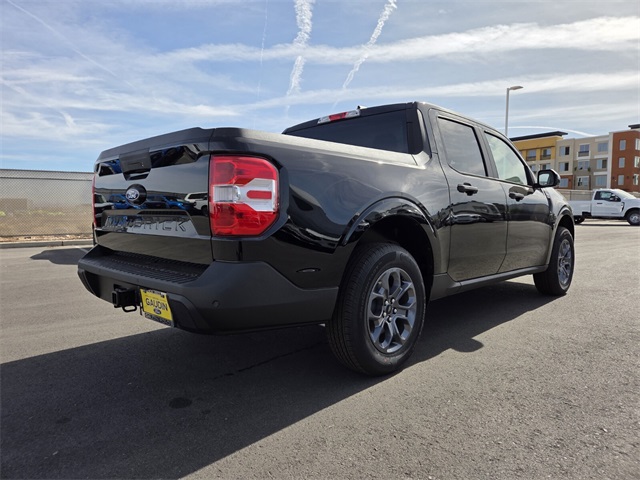 New 2025 Ford Maverick XLT 4D Crew Cab