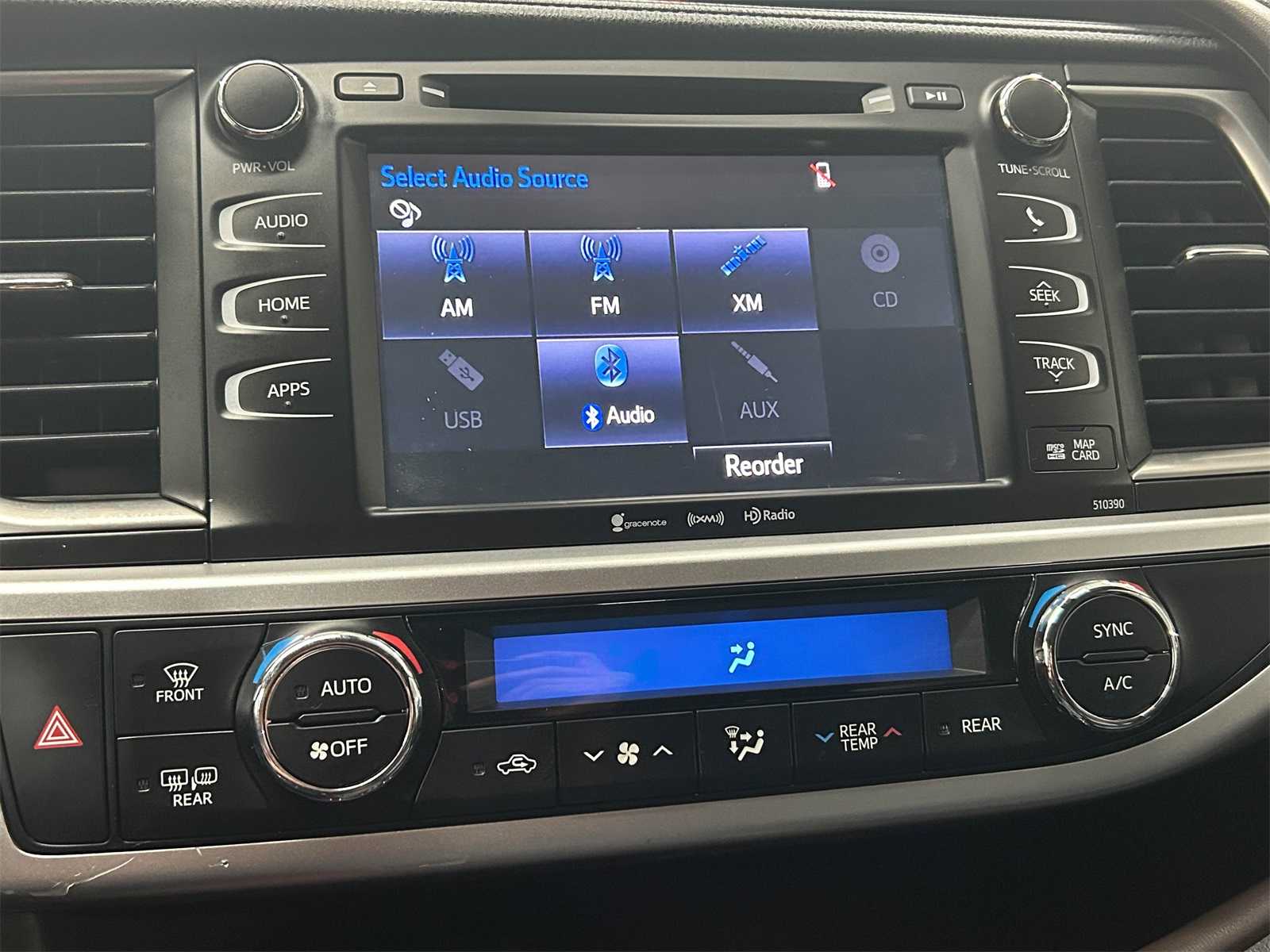 used 2019 Toyota Highlander car, priced at $25,996