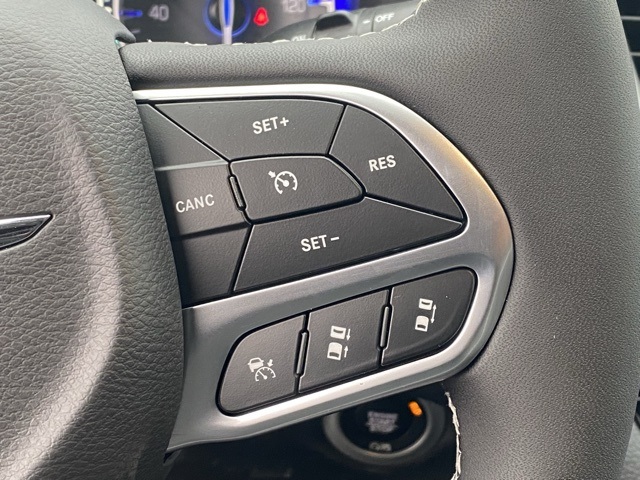 new 2026 Chrysler Pacifica car, priced at $38,660