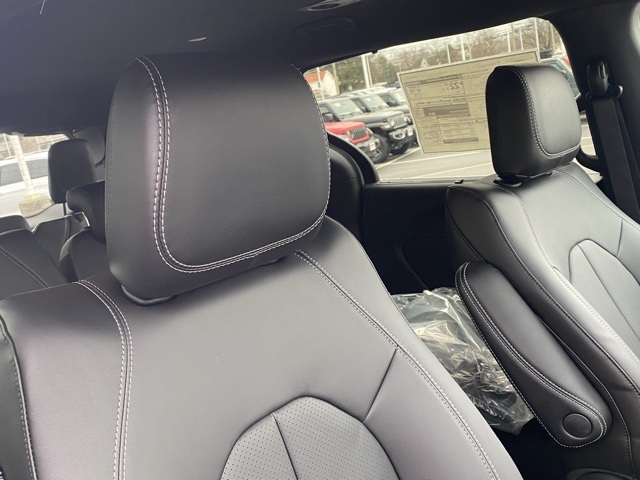 new 2026 Chrysler Pacifica car, priced at $38,660