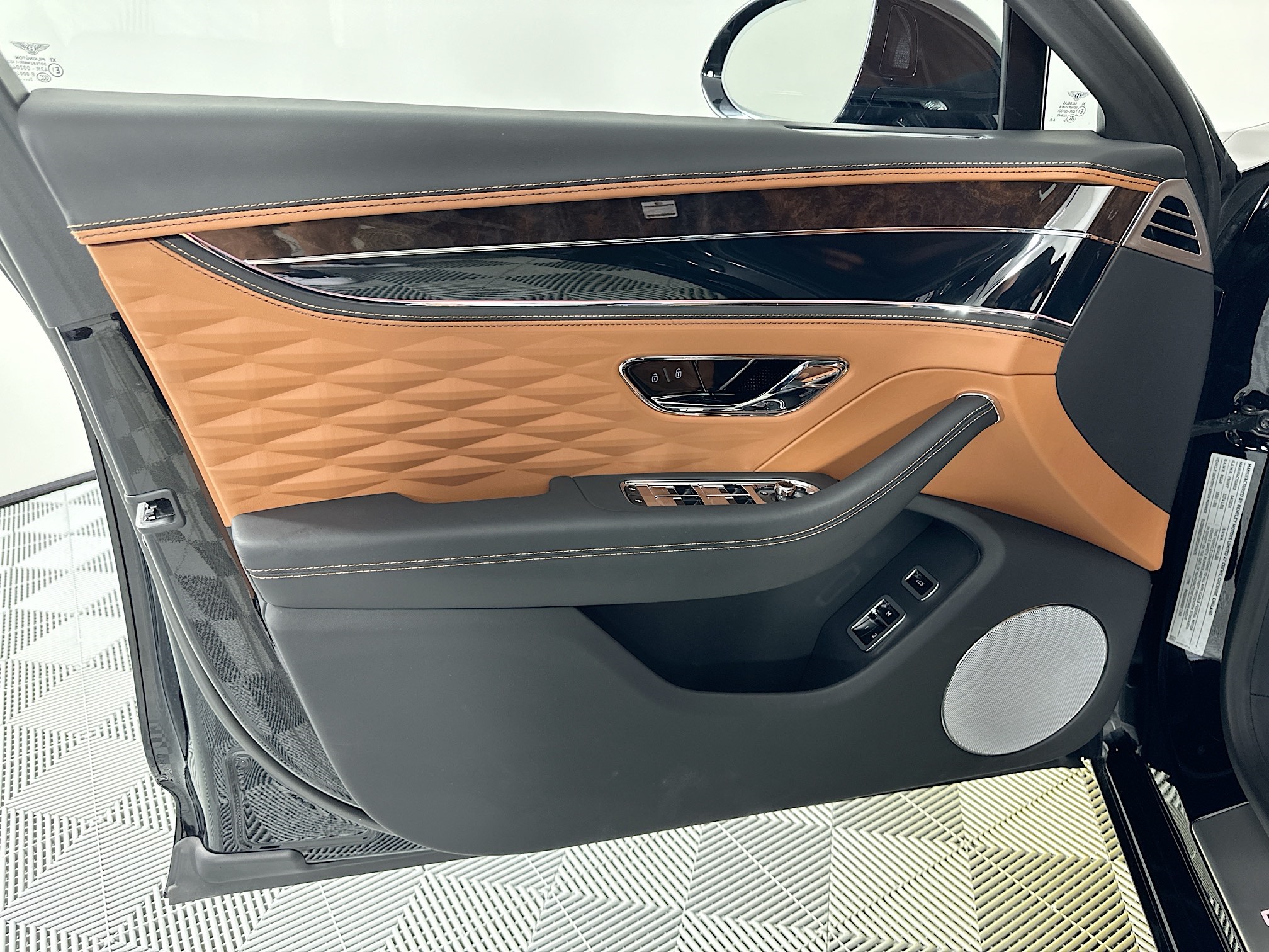 used 2024 Bentley Flying Spur car, priced at $269,998