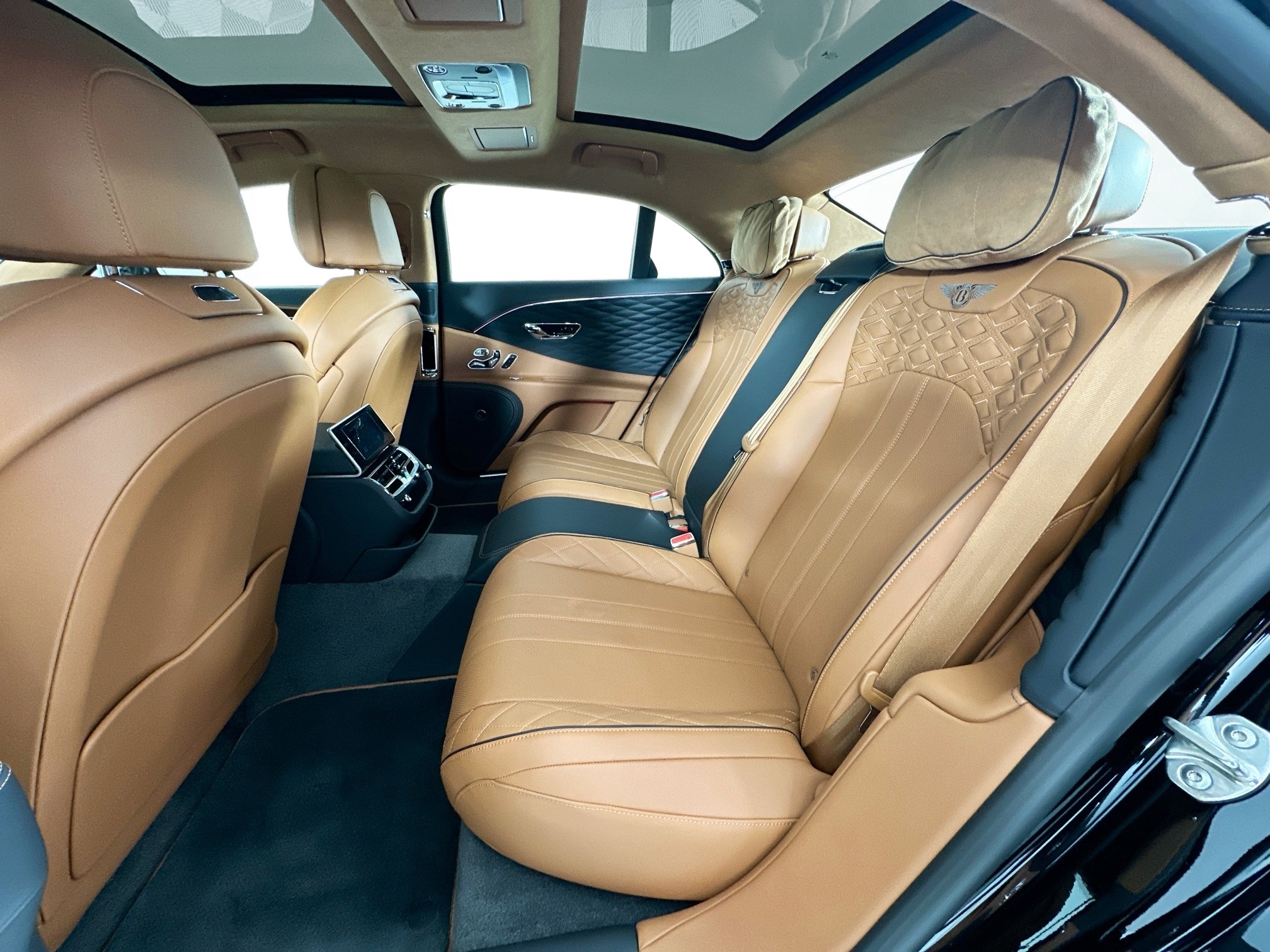 used 2024 Bentley Flying Spur car, priced at $269,998