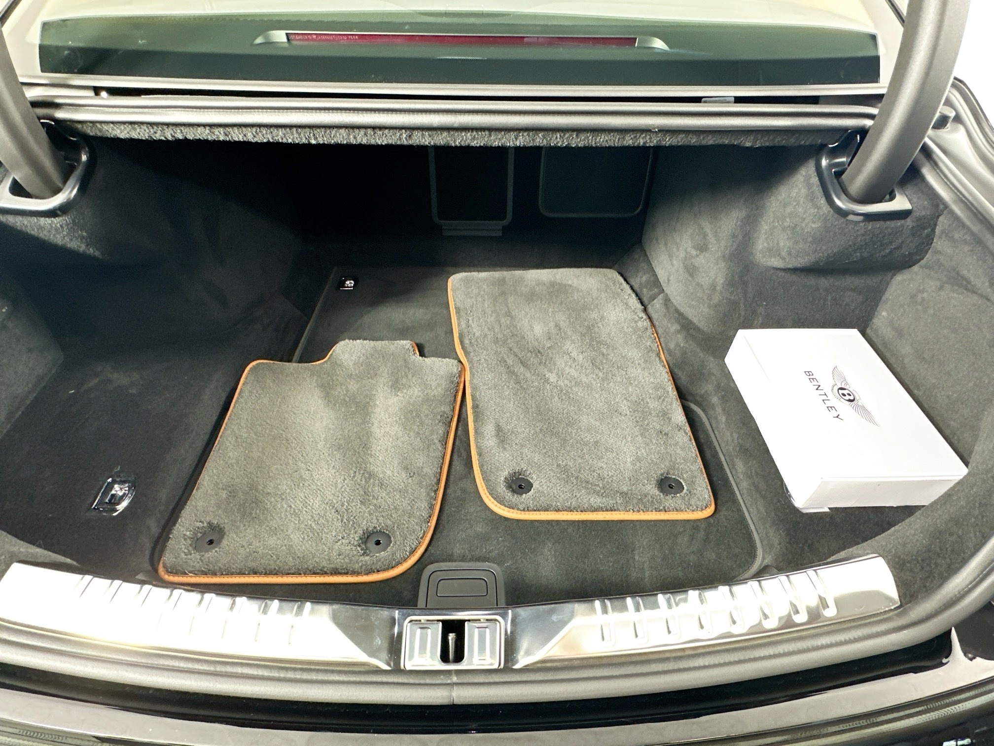 used 2024 Bentley Flying Spur car, priced at $269,998