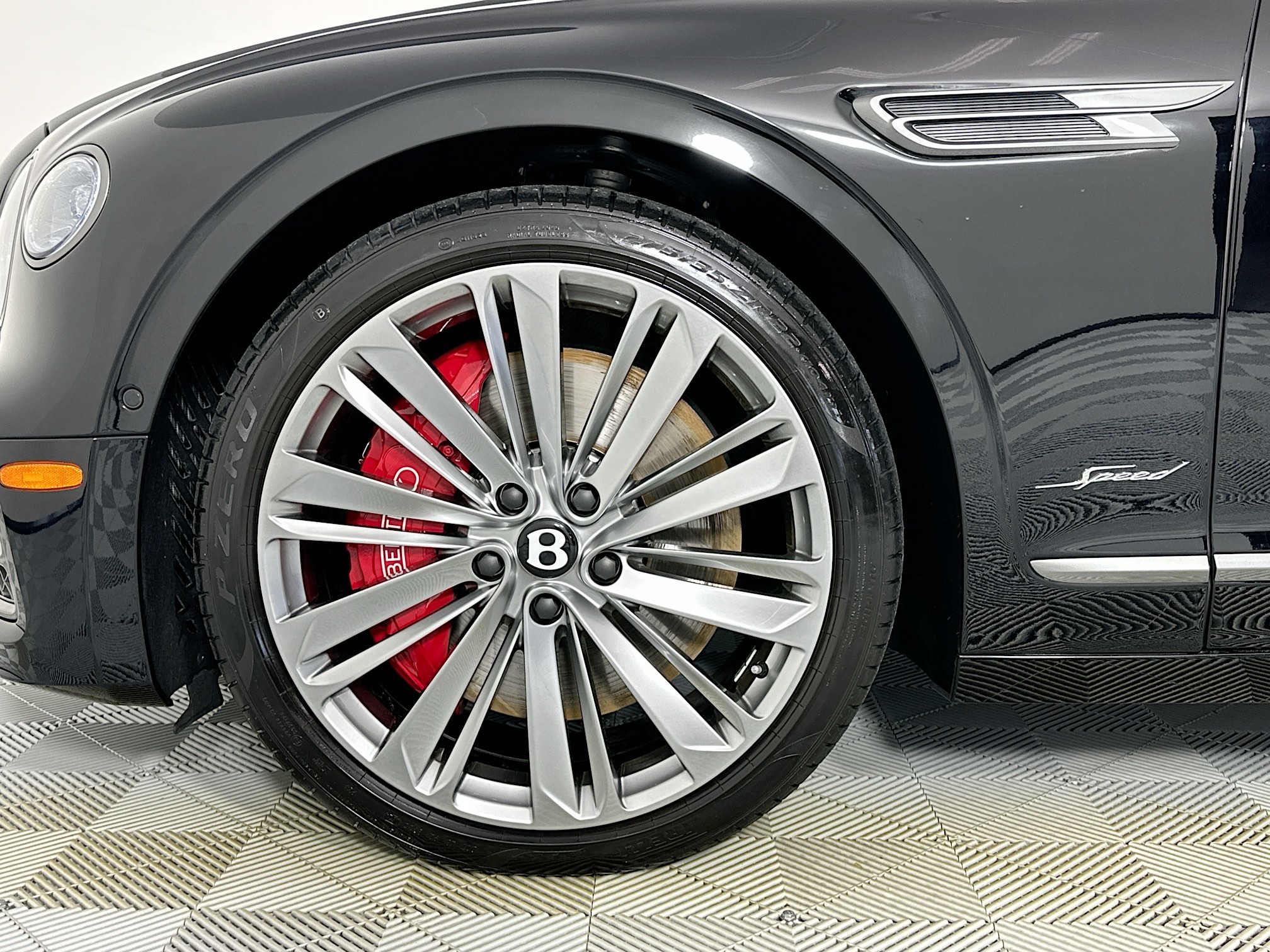 used 2024 Bentley Flying Spur car, priced at $269,998