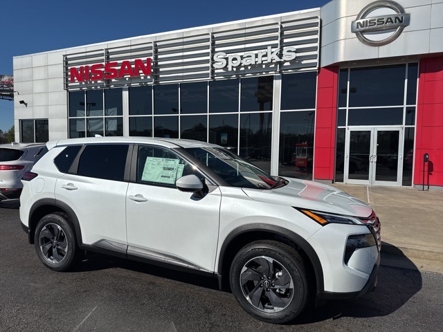 2026 Nissan Rogue SV's photo