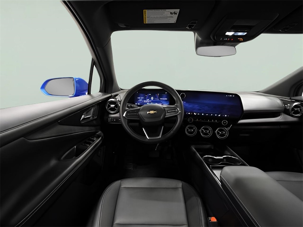 2024 Chevrolet Blazer EV photo 3