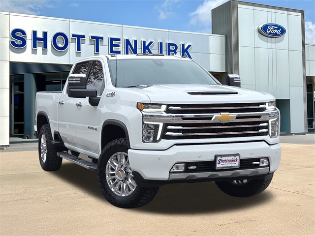 2022 Chevrolet Silverado 2500HD High Country's photo