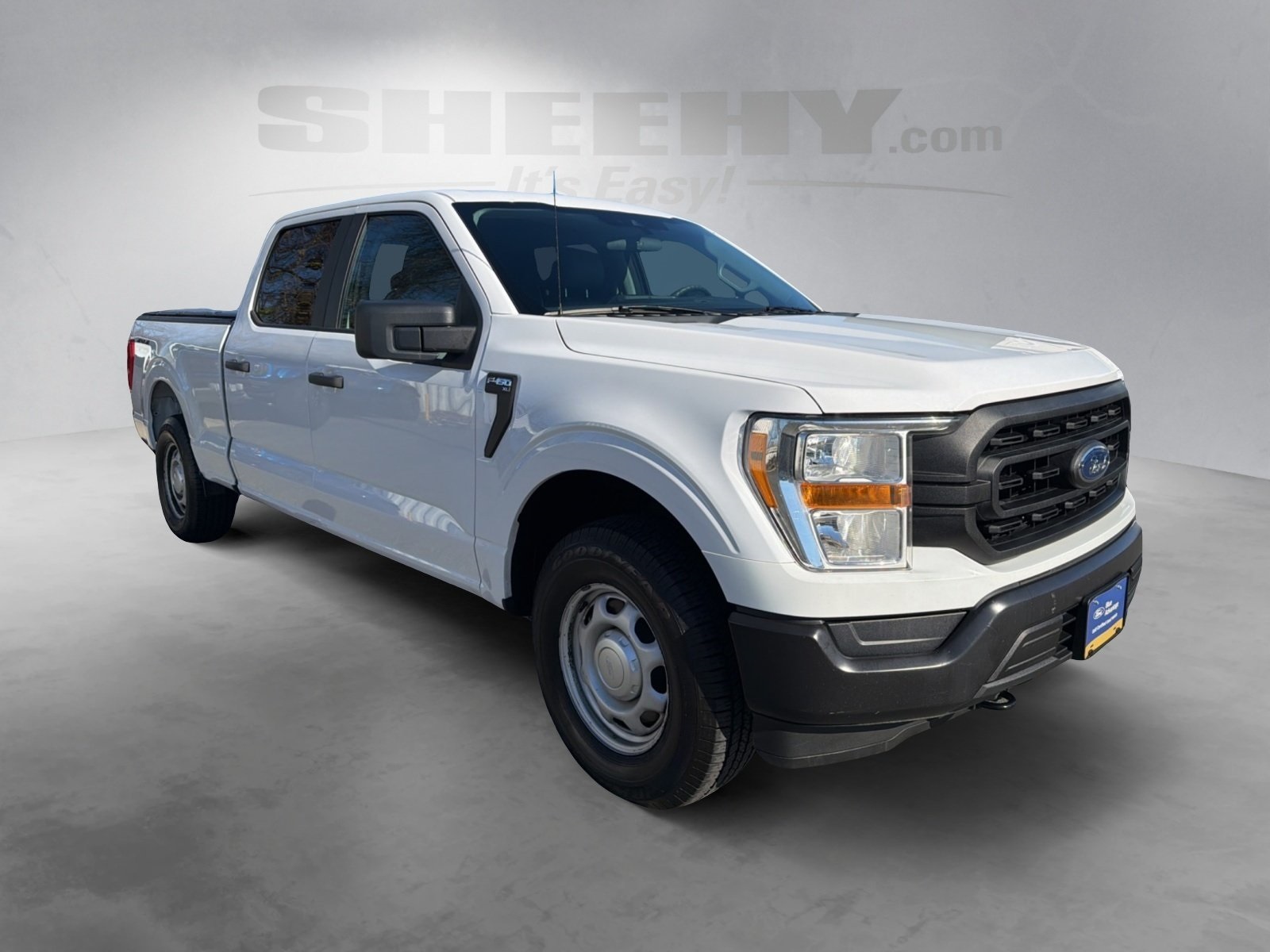 2021 Ford F-150 XL photo 2