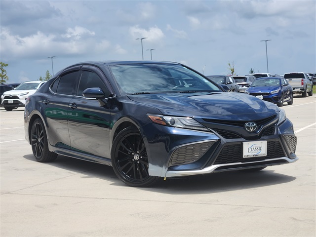 2021 Blue Toyota Camry XSE Sedan