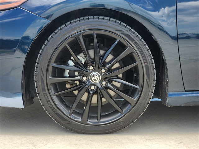 2021 Blue Toyota Camry XSE FWD Sedan