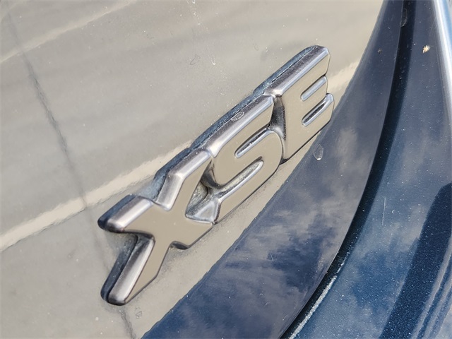 2021 Blue Toyota Camry XSE FWD Sedan