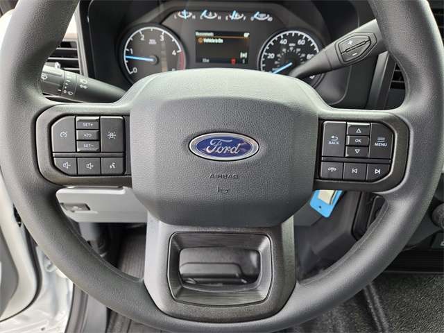 New 2025 Ford Super Duty F-550 Chassis Crew Cab (DRW) 203" Wheelbase XL