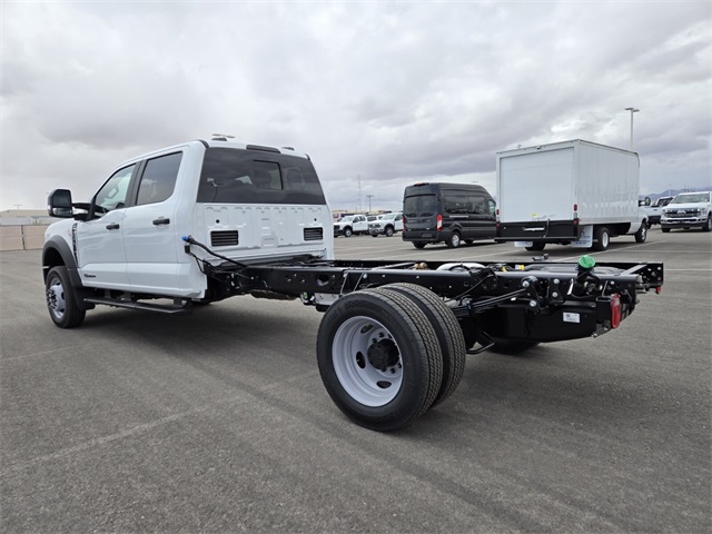 New 2025 Ford Super Duty F-550 Chassis Crew Cab (DRW) 203" Wheelbase XL