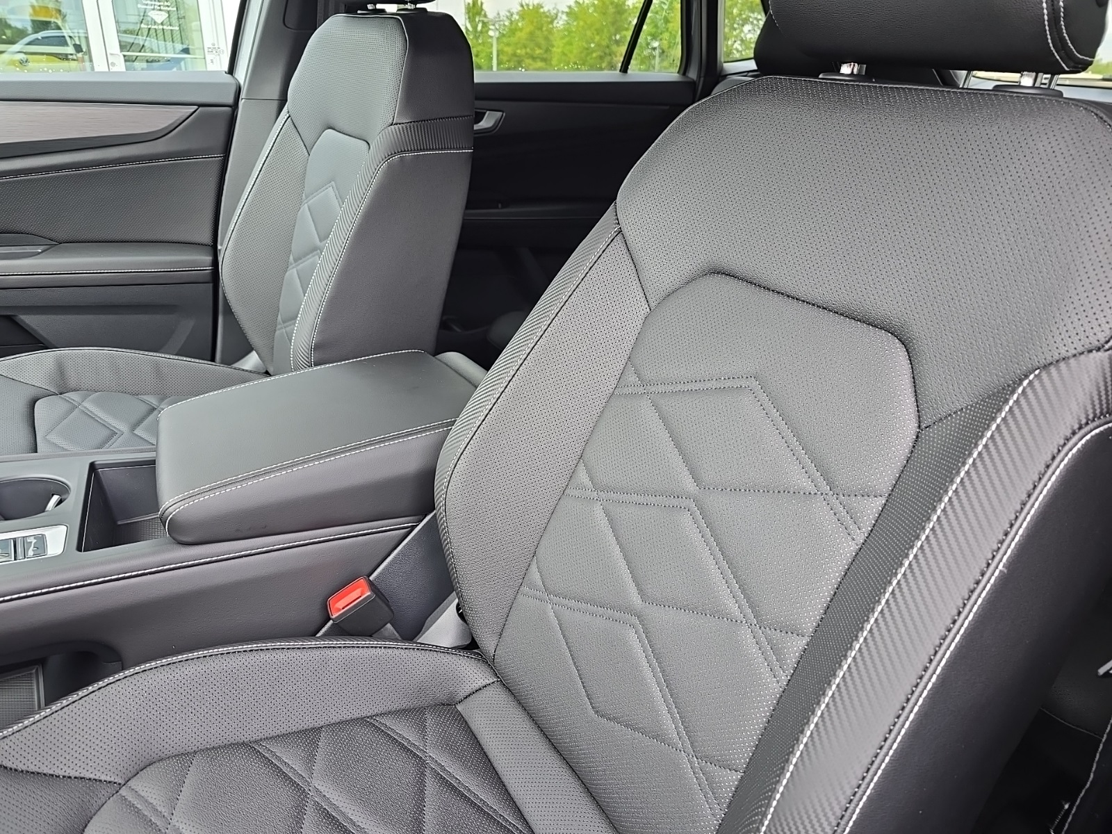 new 2026 Volkswagen Atlas Cross Sport car, priced at $38,723