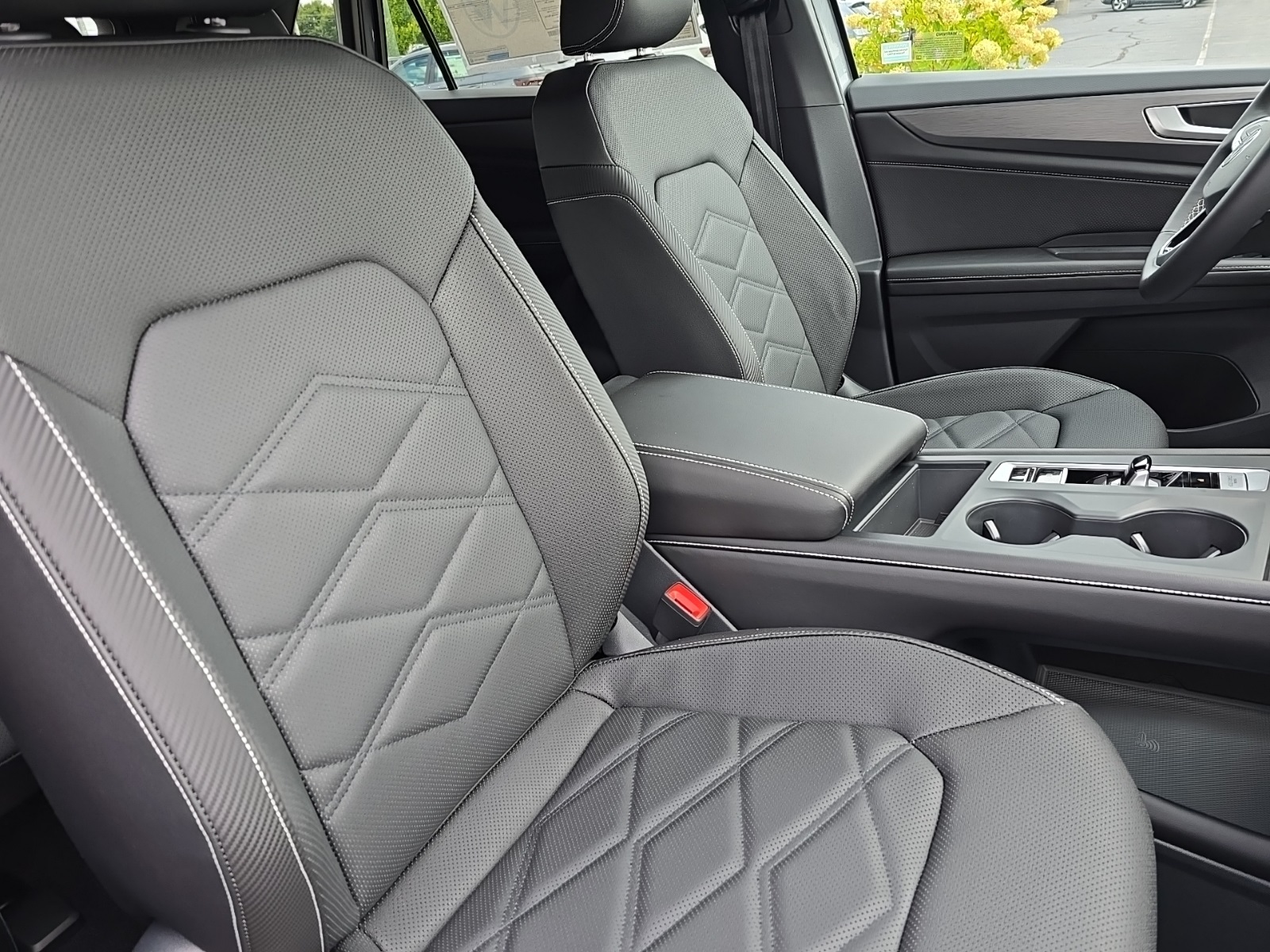 new 2026 Volkswagen Atlas Cross Sport car, priced at $38,723