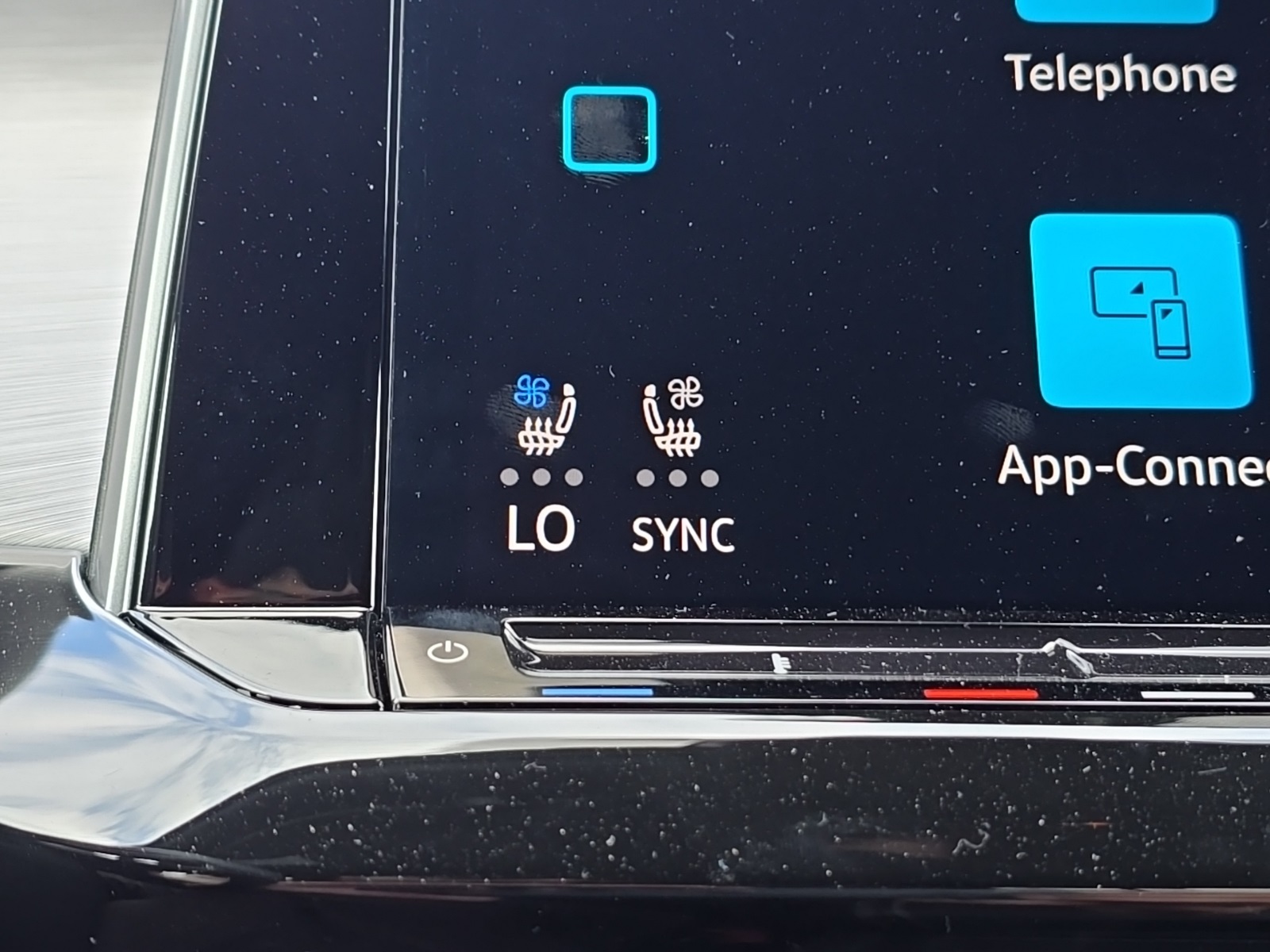 new 2026 Volkswagen Atlas Cross Sport car, priced at $38,723