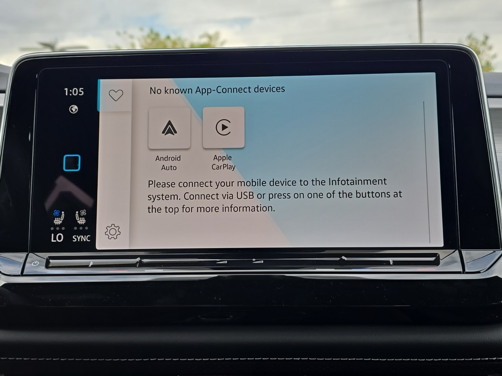 new 2026 Volkswagen Atlas Cross Sport car, priced at $38,723