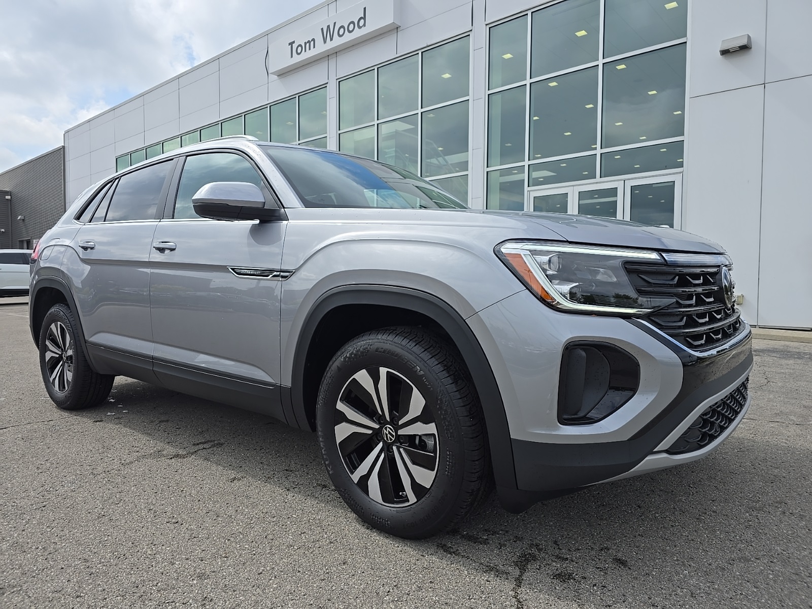 new 2026 Volkswagen Atlas Cross Sport car, priced at $38,723