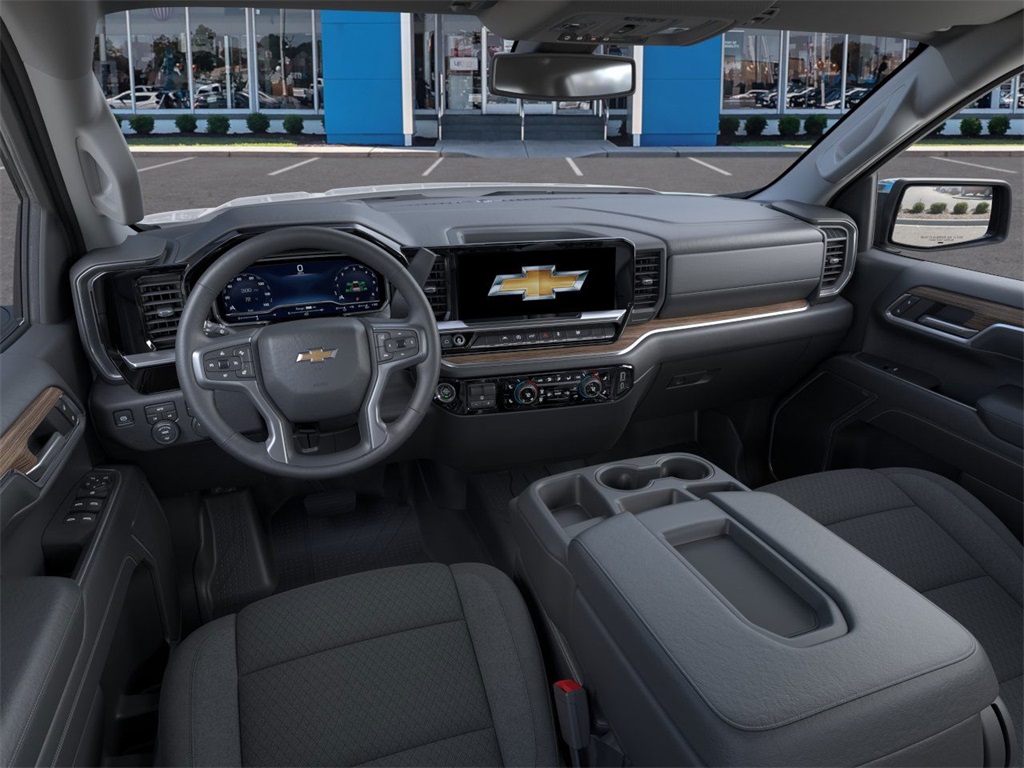 2025 Chevrolet Silverado 1500 LT 4D Crew Cab 4WD 15