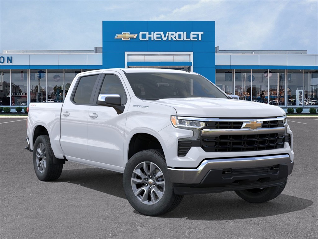 2025 Chevrolet Silverado 1500 LT 4D Crew Cab 4WD 7