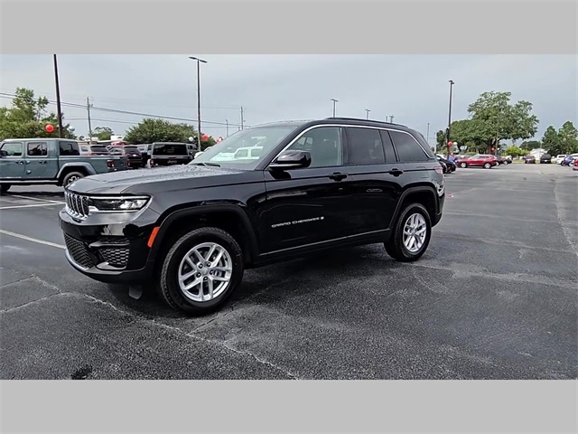 2025 Jeep Grand Cherokee Laredo X 4x4