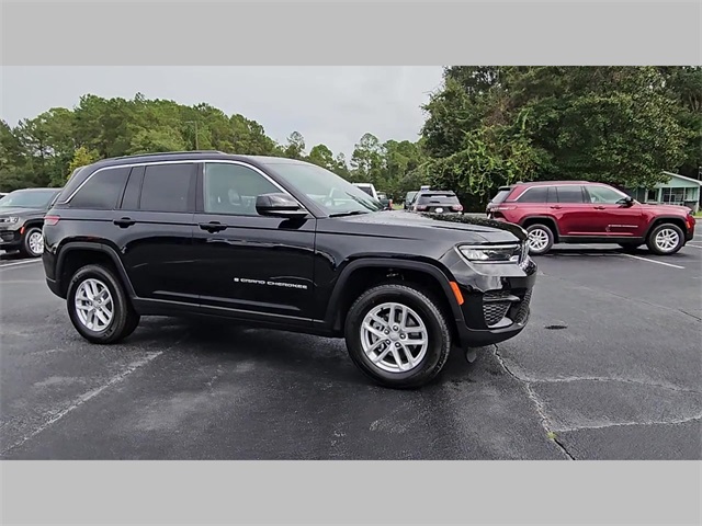 2025 Jeep Grand Cherokee Laredo X 4x4