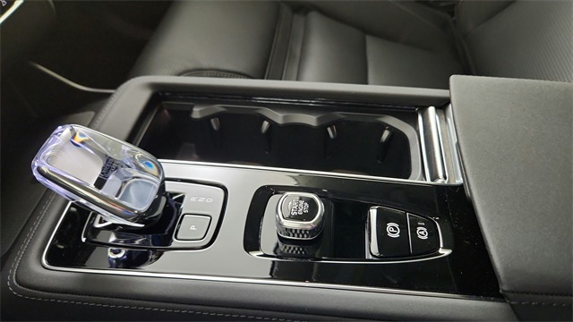 new 2026 Volvo XC90 car, priced at $76,035