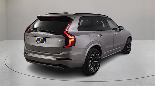 new 2026 Volvo XC90 car, priced at $76,035
