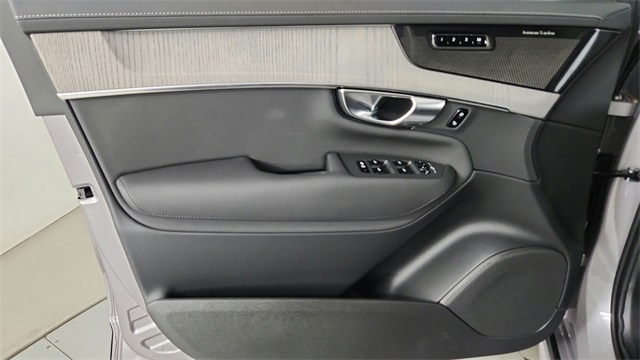 new 2026 Volvo XC90 car, priced at $76,035