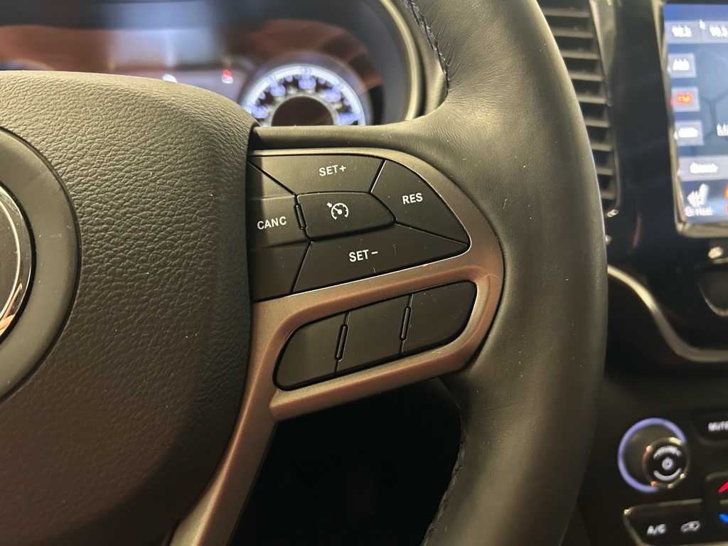 used 2019 Jeep Cherokee car, priced at $16,844