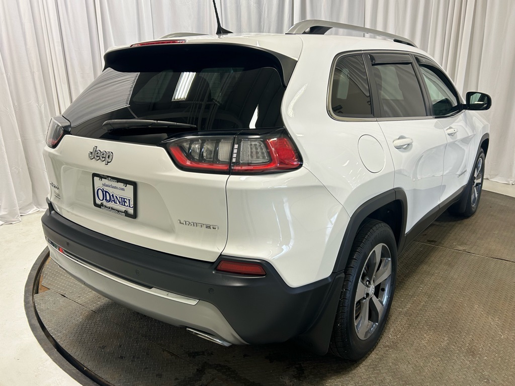 used 2019 Jeep Cherokee car, priced at $16,844