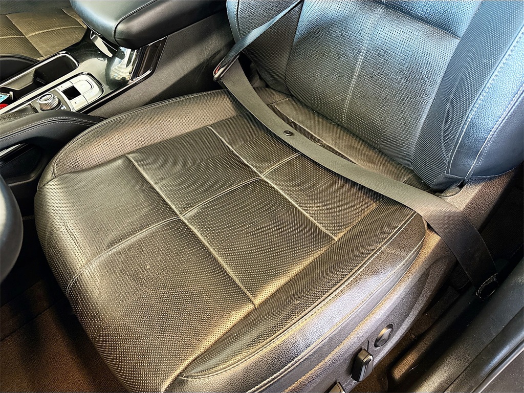 2022 Kia Telluride EX photo 18