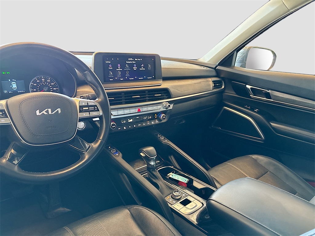 2022 Kia Telluride EX photo 22