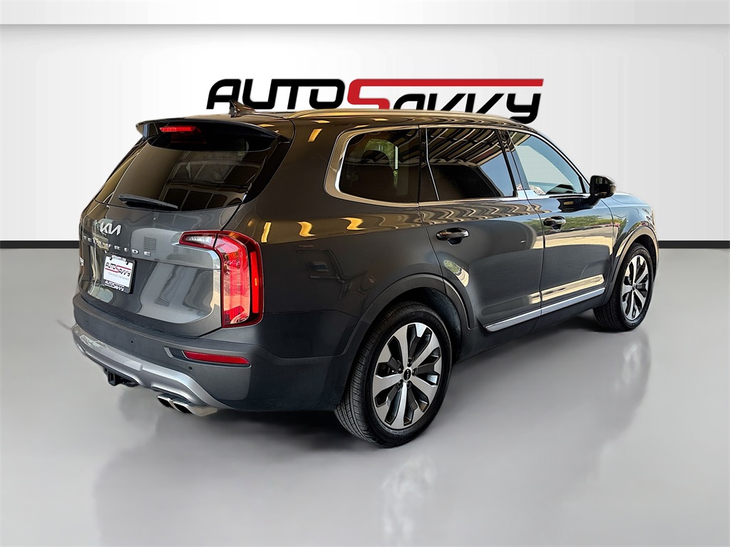 2022 Kia Telluride EX photo 5