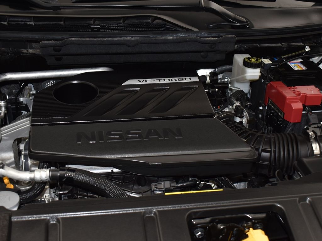 2023 Nissan Rogue Platinum photo 22