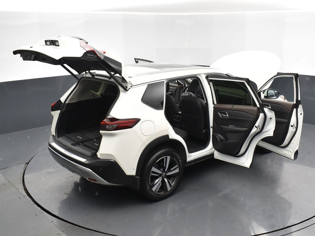 2023 Nissan Rogue Platinum photo 31