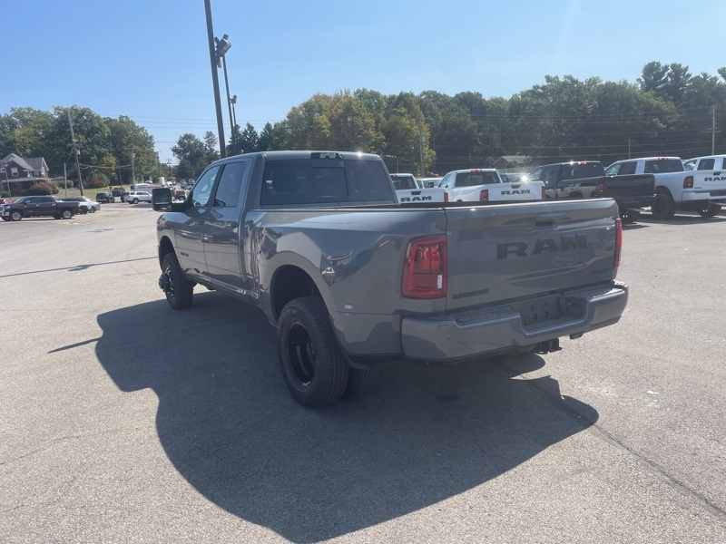 2026 Ram 3500 Laramie photo 4