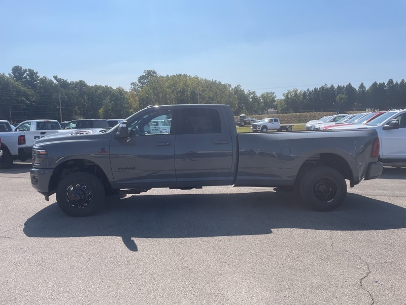2026 Ram 3500 Laramie photo 5