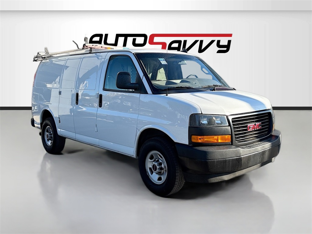 2022 GMC Savana Cargo Work Van's photo