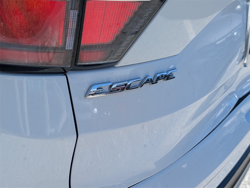 used 2018 Ford Escape car, priced at $5,999