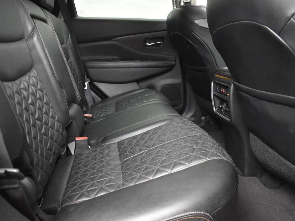 2021 Magnetic Black Pearl Nissan Murano Platinum FWD SUV