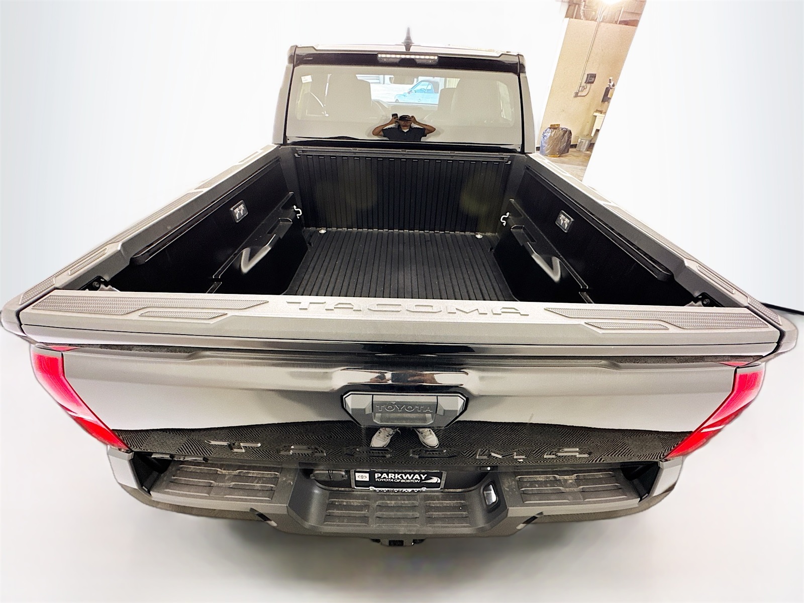 2025 Toyota Tacoma TRD Off-Road Double Cab photo 5