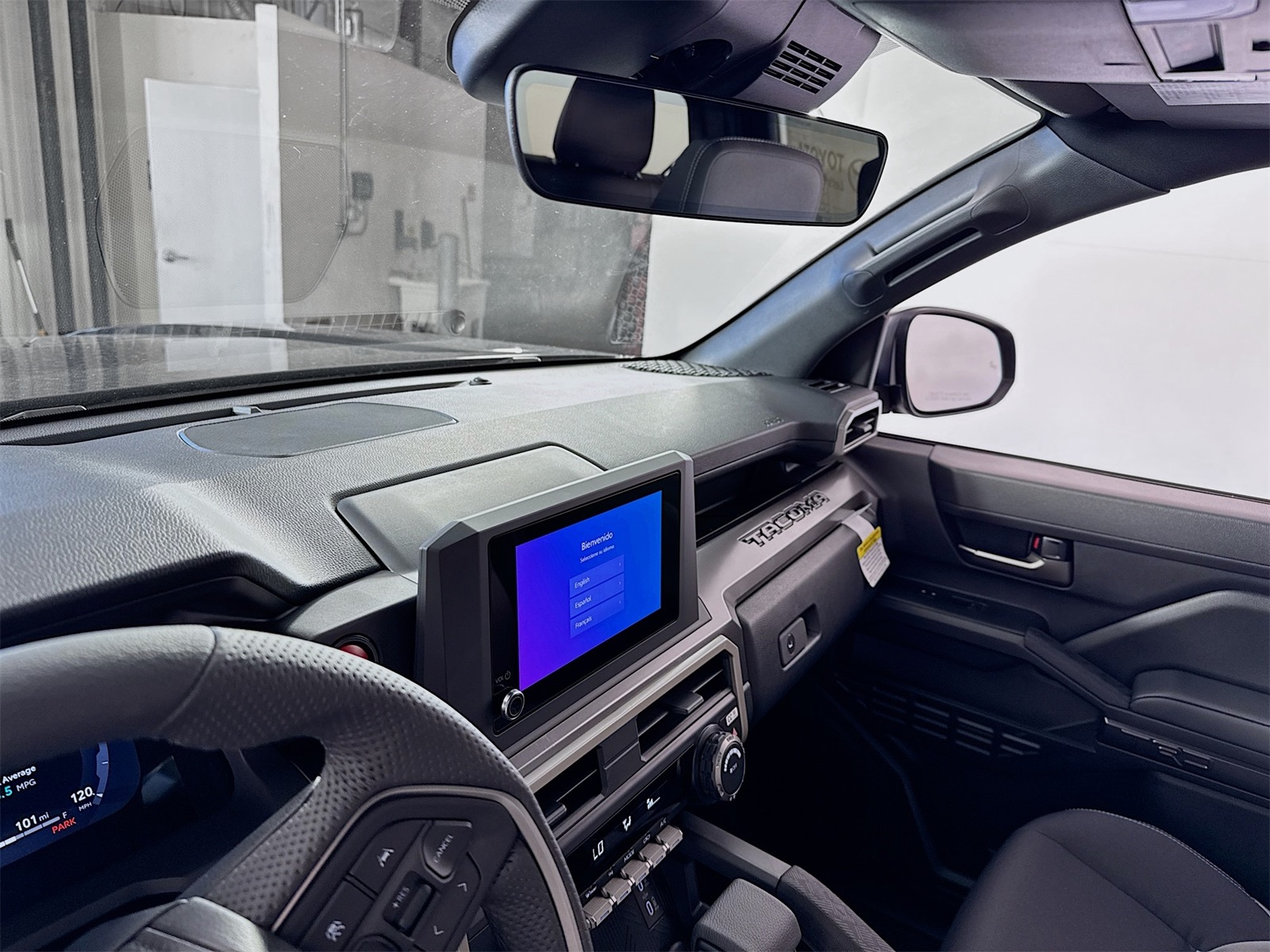 2025 Toyota Tacoma TRD Off-Road Double Cab photo 6