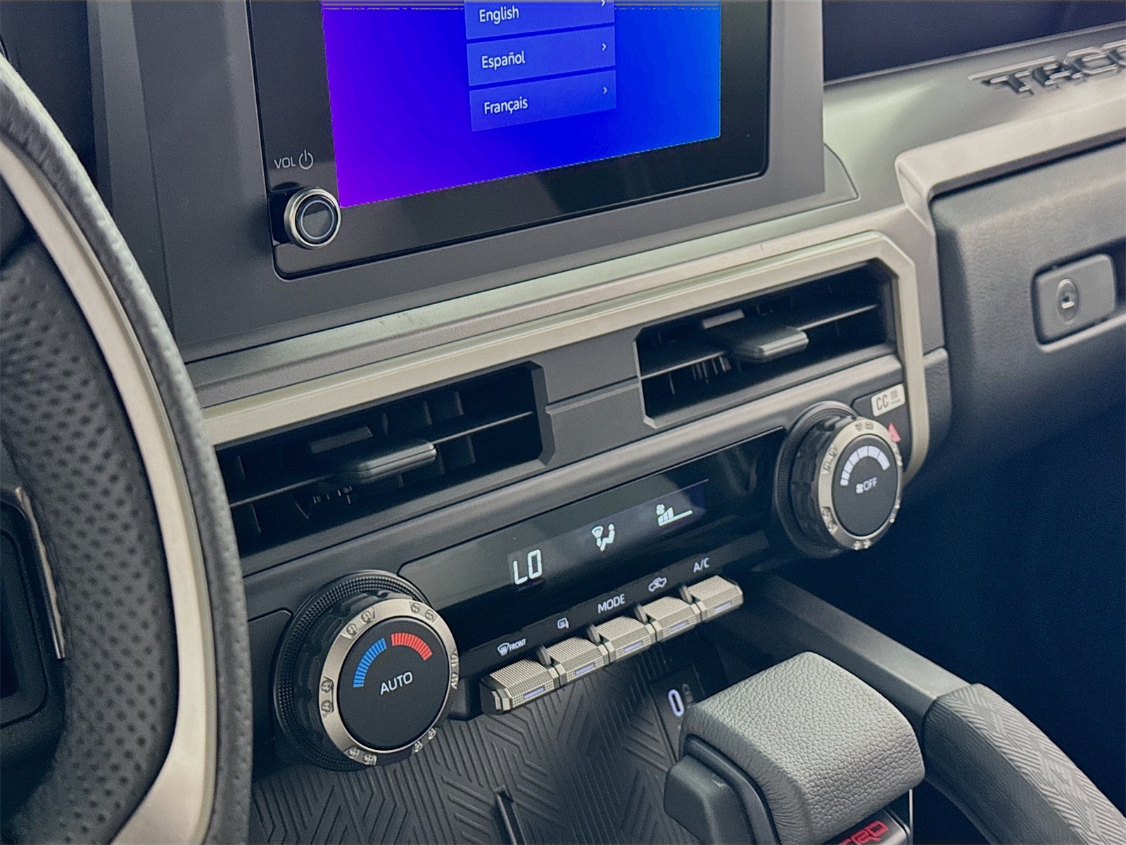 2025 Toyota Tacoma TRD Off-Road Double Cab photo 9