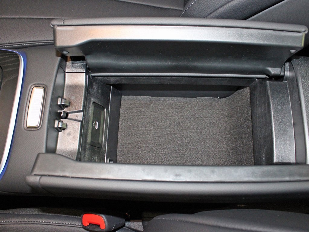 used 2025 Mercedes-Benz E-Class car, priced at $59,989