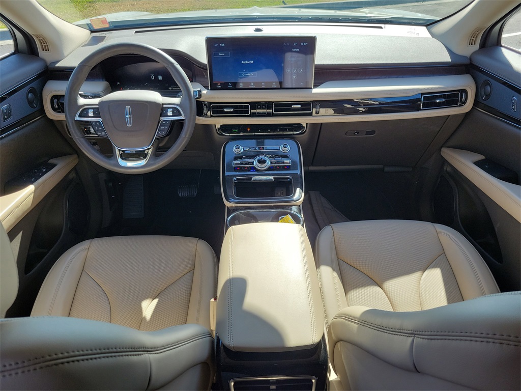 used 2022 Lincoln Nautilus car, priced at $36,998